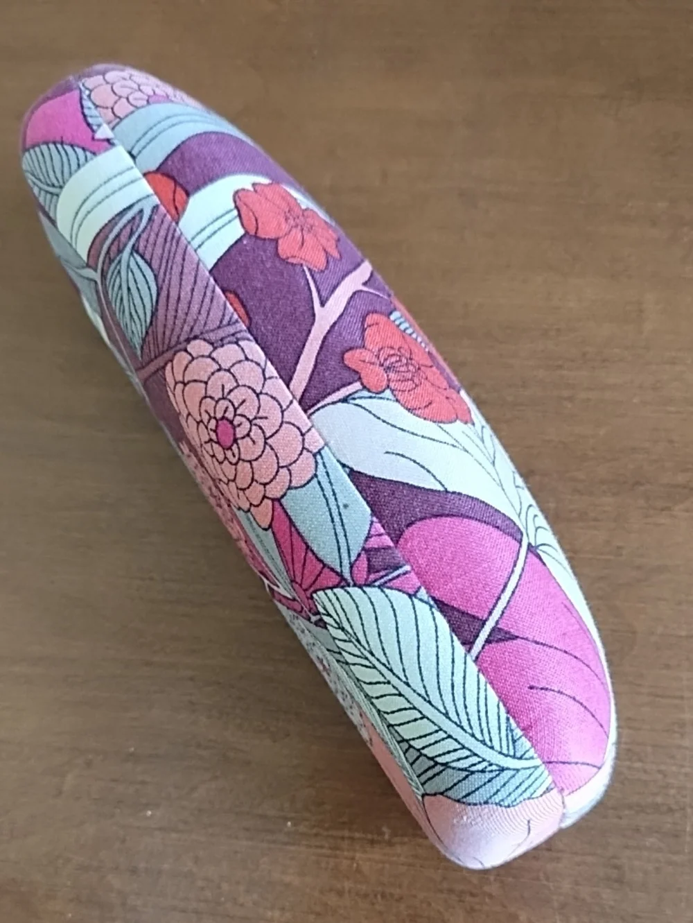 Vera Bradley Sunglasses Case Boho Hippie Summer Bright Pink Red Burgundy Cream